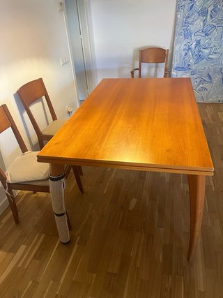 Mesa de comedor extensible de madera
