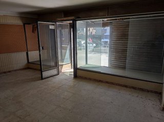 Local comercial en venta en Sant Ildefons en Cornellà de Llobregat