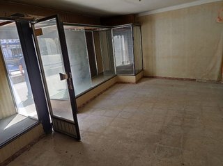 Local comercial en venta en Sant Ildefons en Cornellà de Llobregat