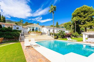Chalet en alquiler en Benalmádena pueblo en Benalmádena