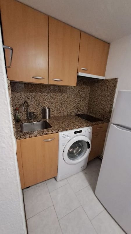 Estudio en alquiler en Almagro en Madrid - Imagen 4