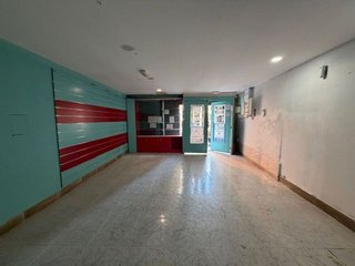 Local comercial en venta en La Prosperitat en Barcelona - Imagen 23