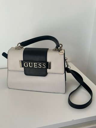 Bolso Guess Negro y Blanco