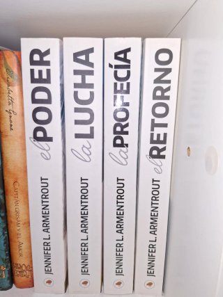 Saga Titán (4 libros) – Jennifer L. Armentrout.