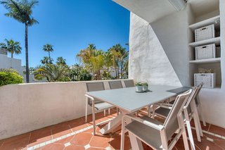Piso en alquiler en Puerto Banús en Marbella