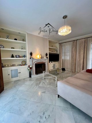 Casa adosada en venta en Coria del Río