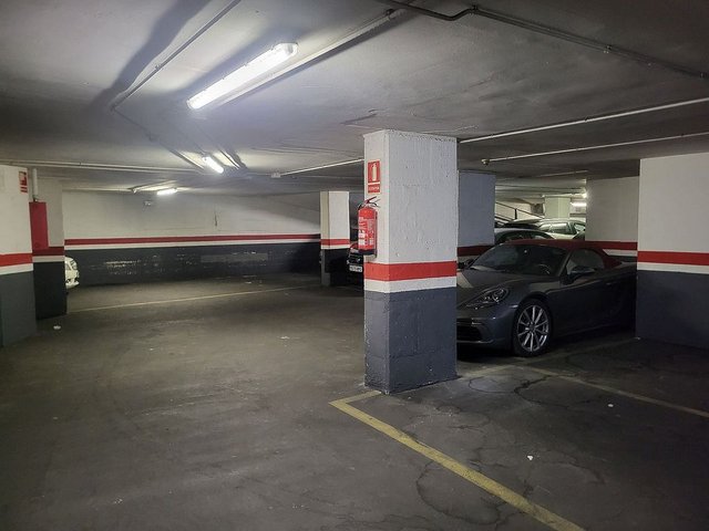 Garaje en venta en Fort Pienc en Barcelona - Imagen 3