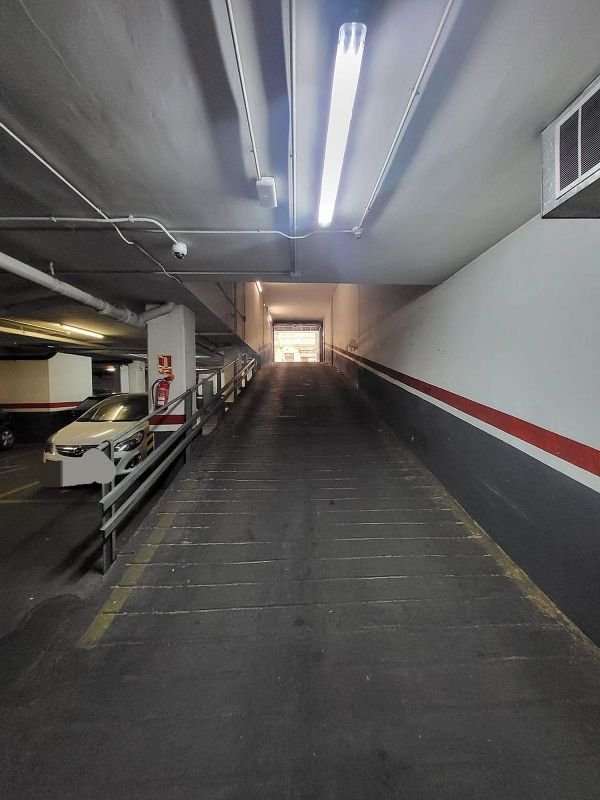 Garaje en venta en Fort Pienc en Barcelona - Imagen 5