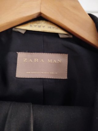 Traje juvenil Zara Man gris talla 40