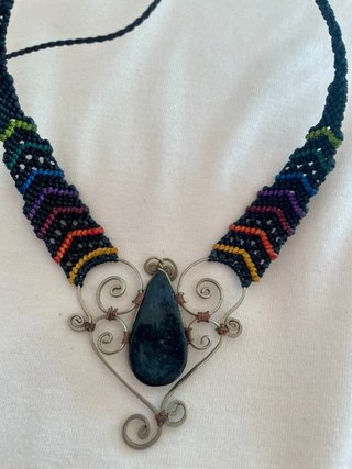 Collar Hippie Macramé Mariposa Multicolor