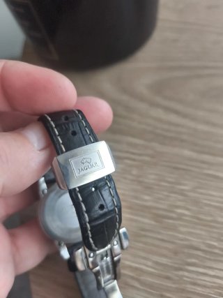 Reloj Jaguar Negro y Plateado