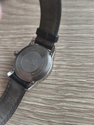 Reloj Jaguar Negro y Plateado