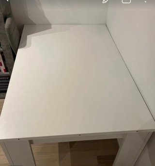 Mesa de comedor blanca moderna