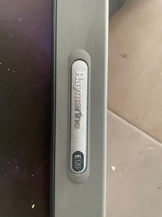 GPS Marino Raymarine E-120