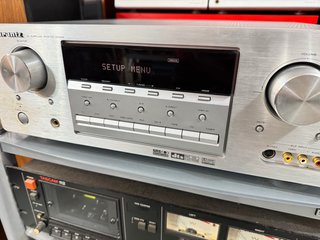 Marantz 110W Amplificador