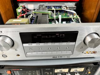 Marantz 110W Amplificador