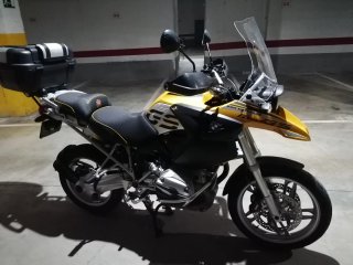 BMW R 1200 GS Negro y Amarillo