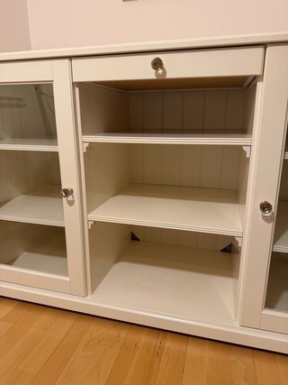 Aparador IKEA LIATORP Blanco madera y cristal
