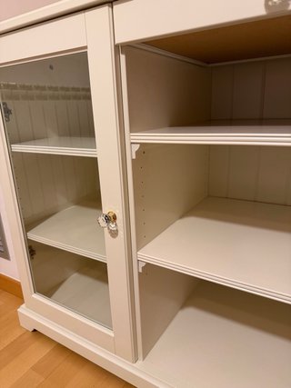 Aparador IKEA LIATORP Blanco madera y cristal