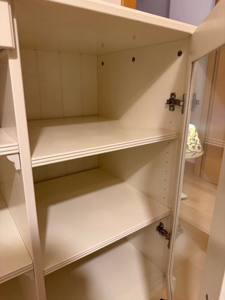 Aparador IKEA LIATORP Blanco madera y cristal