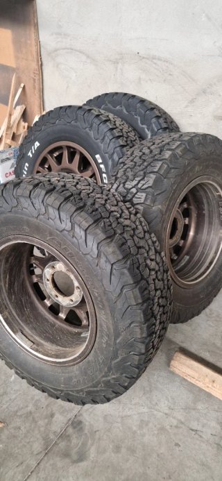 Llantas fondmetal evo 8x17 y neumaticos bfgoodrich