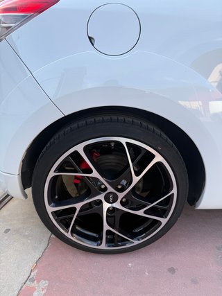 Renault Mégane Coupé RS 2.0 202kW (275CV)