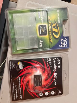 Tarjeta Memoria Fujifilm XD 256MB y Lexar PSP 256M