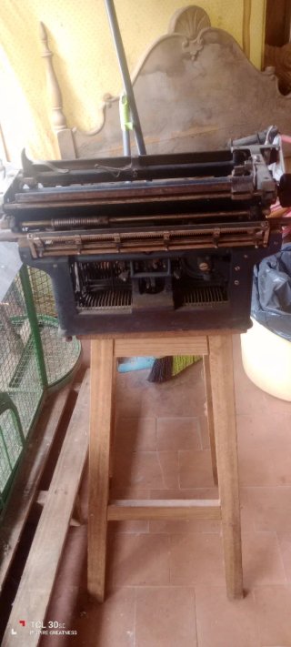 Máquina de escribir Underwood Standard