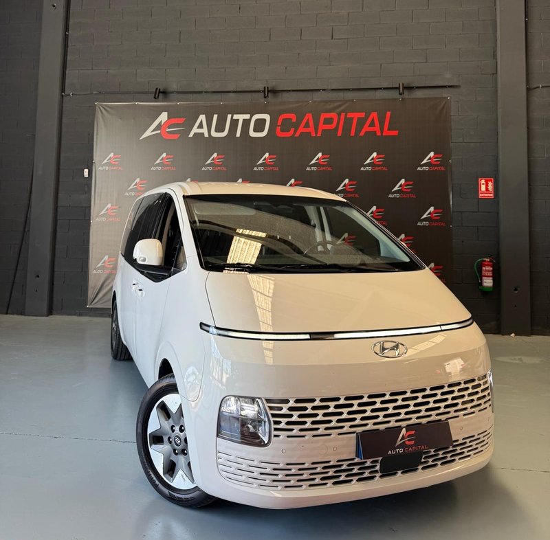 Hyundai Staria 2.2 CRDi 177CV | 07/2022 NACIONAL - foto 1