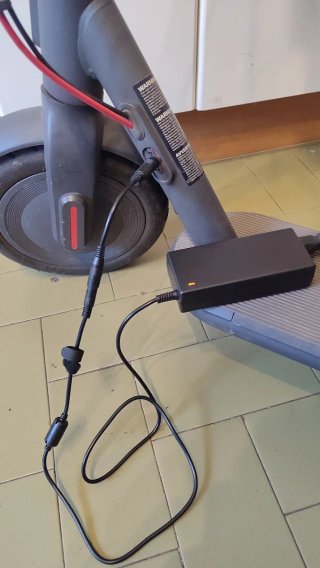 Monopattino Elettrico Xiaomi 4 Standard-pronto uso
