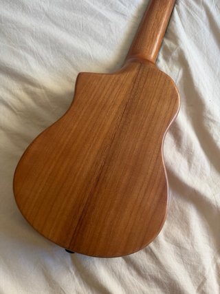 Guitalele Ibanez AUP10N-OPN