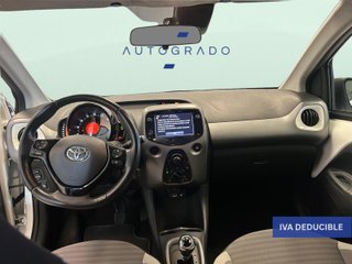 Toyota Aygo 1.0 70 x-play
