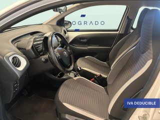 Toyota Aygo 1.0 70 x-play