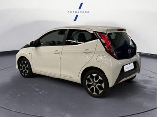 Toyota Aygo 1.0 70 x-play