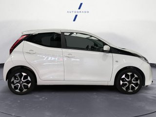 Toyota Aygo 1.0 70 x-play