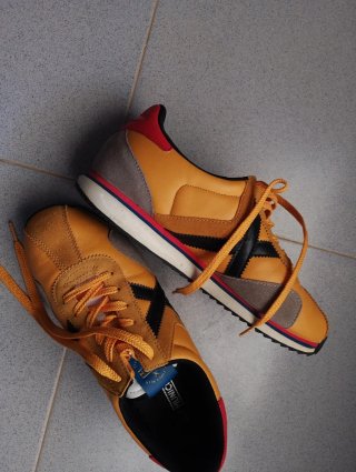 Zapatillas Munich Deportivas Amarillas