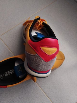 Zapatillas Munich Deportivas Amarillas
