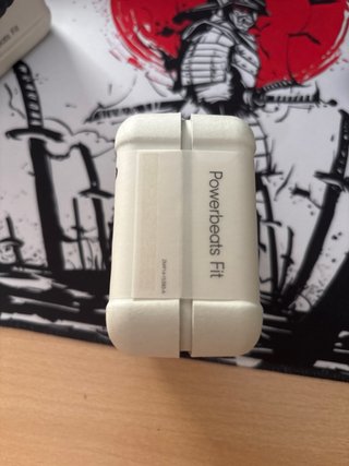Powerbeats Fit Auriculares Inalámbricos Beats Gris