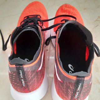 Zapatillas Mujer Asics Magic Speed  40.5..NO ENVÍO