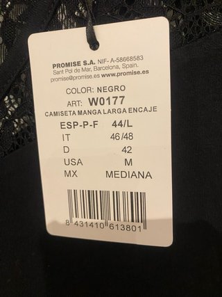 Camiseta negra de encaje Promise
