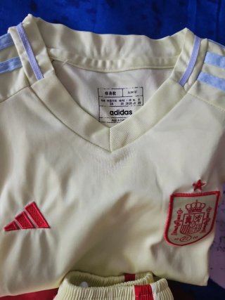 Equipación España Fútbol Niños 25 las dos