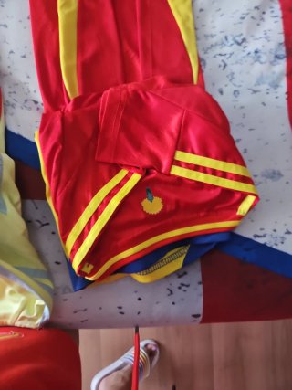 Equipación España Fútbol Niños 25 las dos