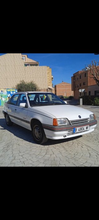 Opel kadett  1.8i
