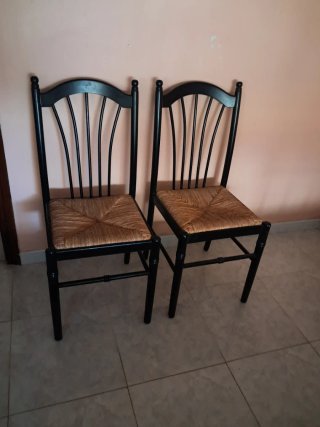 Muebles de salón y dormitorio. ACUERDO. URGE