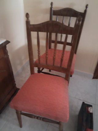 Muebles de salón y dormitorio. ACUERDO. URGE