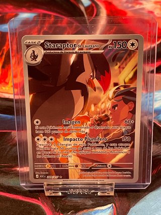 Carta Pokémon Staraptor de Laureano 249/217