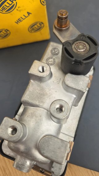 Actuador Turbo Hella G001 Mercedes 642 nuevo