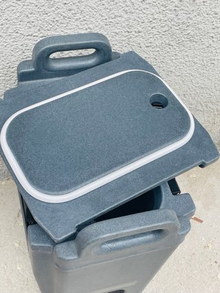 Contenedor isotérmico bebidas 20L CAMBRO