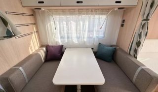 Caravana Adria Aviva 472pk del 2025.
