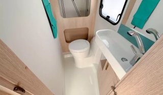 Caravana Adria Aviva 472pk del 2025.